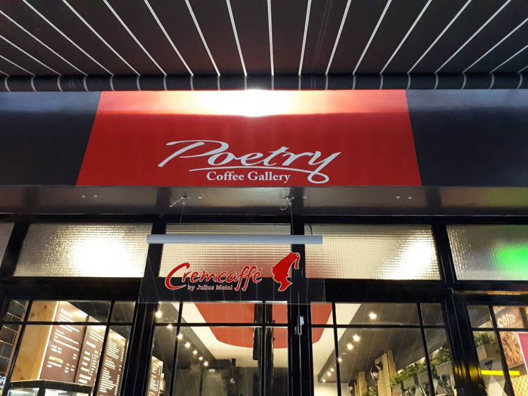 COFFEE GALLERY POETRY